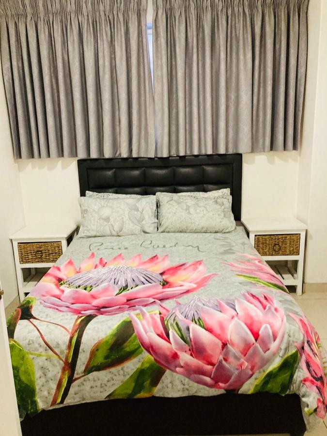 דורבן 206 Tenbury Beach Apartment מראה חיצוני תמונה